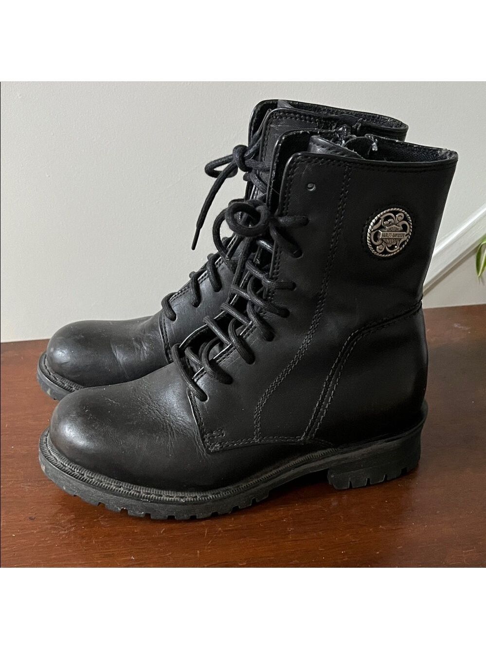 HOST PICK 🏍️Harley-Davidson Black Leather Boots with Silver Medallion